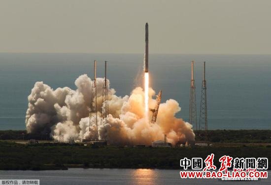 ̫̽˾(SpaceX)628շһöӥ9Żִйʿռվ˲񣬻2ְӺͻȻը壬ЯԼ2500ﲹĻҲը١8ڣռվ3ʧܡԭƻĻ½ҲδܽС